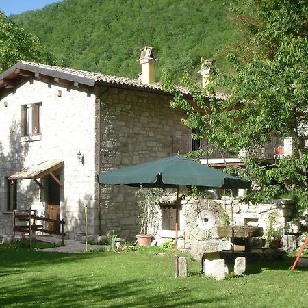 Maison d'hôtes La Mola Maringalli à Cascia Extérieur photo
