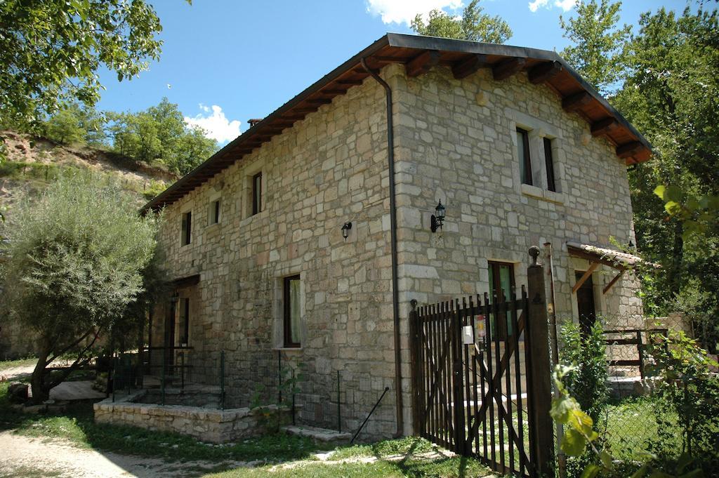 Maison d'hôtes La Mola Maringalli à Cascia Extérieur photo